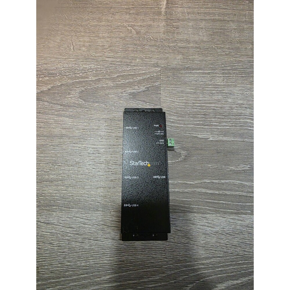 StarTech ST4300USBM 4-Port Industrial USB 3.0 Hub No Power Adapter
